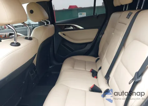 2017 Infiniti Qx30 Premium z USA, uszkodzony, nr VIN SJKCH5CR8HA022604